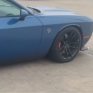 Meet your Posher, Luis cardenas